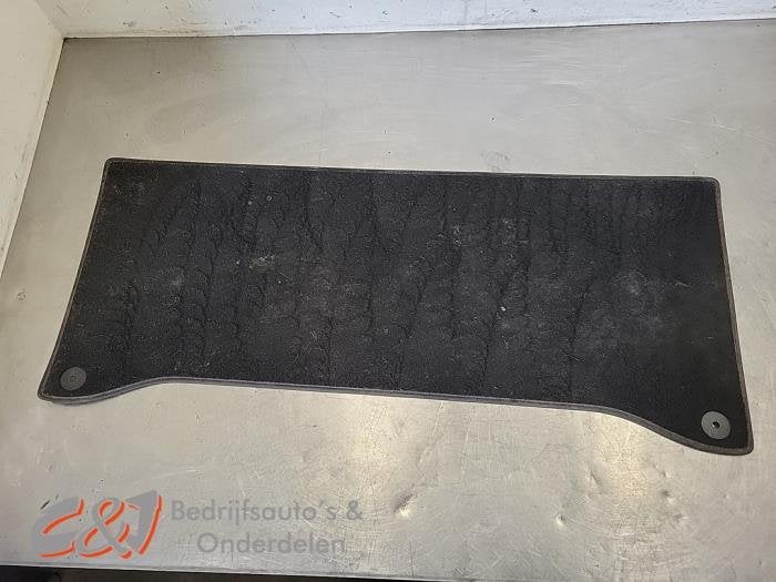 Coffre tapis d'un Volkswagen Transporter, Volkswagen, -, 3 mois de garantie, Utilisé