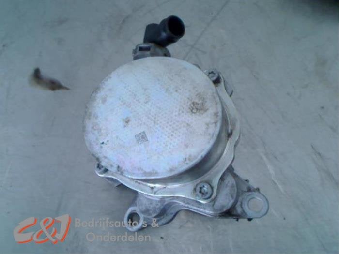 Pompe à vide (diesel) d'un Renault Trafic, Autos : Pièces & Accessoires, Moteurs & Accessoires, Renault, -, 3 mois de garantie
