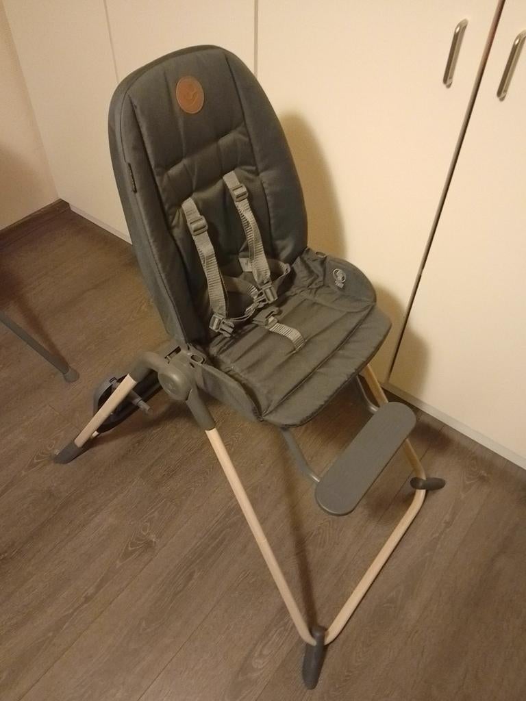 Maxi cosi kinderstoel, Kinderen en Baby's, Kinderstoelen, Ophalen, Zo goed als nieuw, Meegroeistoel, Gordel(s)
