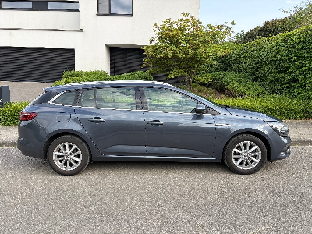 Renault Mégane 1.2TCE Intens Grandtour Limited, Auto's, Euro 6, Adaptive Cruise Control, Handgeschakeld, 5 deurs