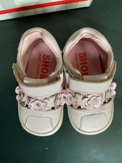 NIEUWE Lichtroze kinderschoenen / babyschoenen maat 18, Kinderen en Baby's, Babykleding | Schoentjes en Sokjes, Schoentjes, Meisje