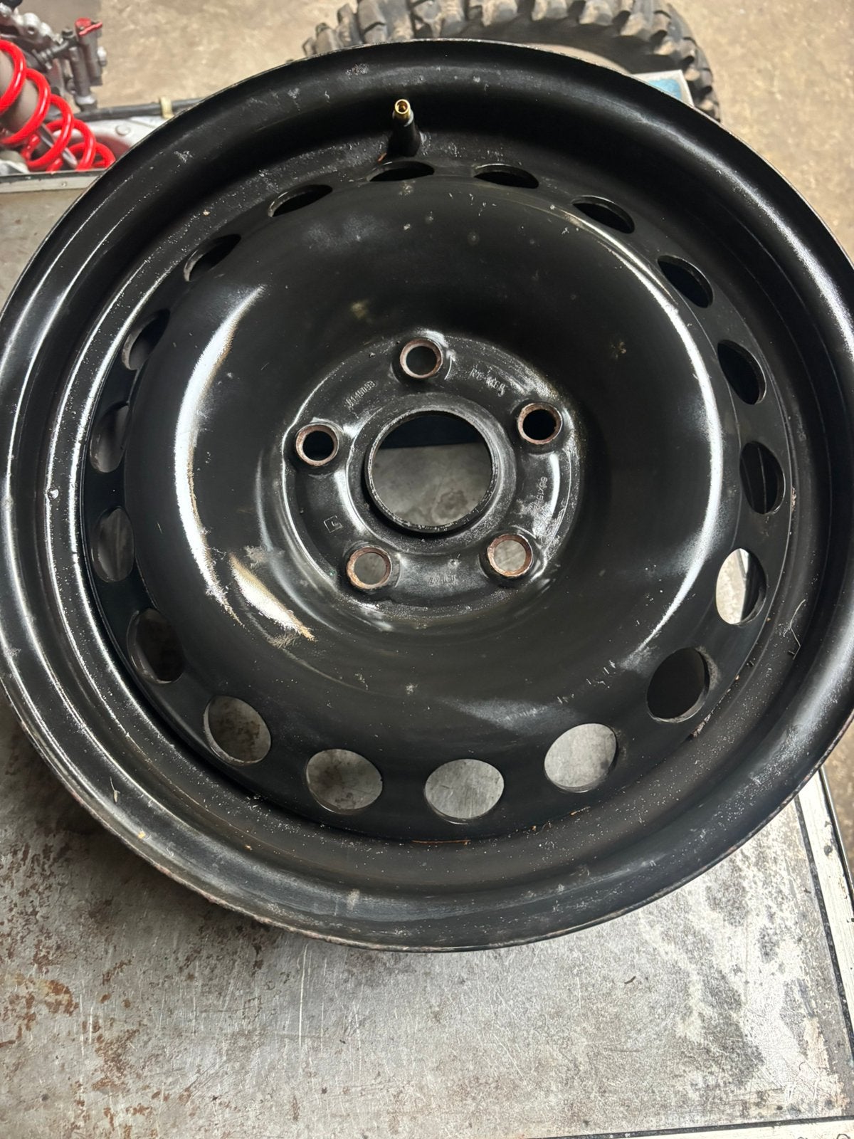 Vw golf 5 - touran 4 jantes 6J-15H2, Enlèvement ou Envoi, Jante(s)