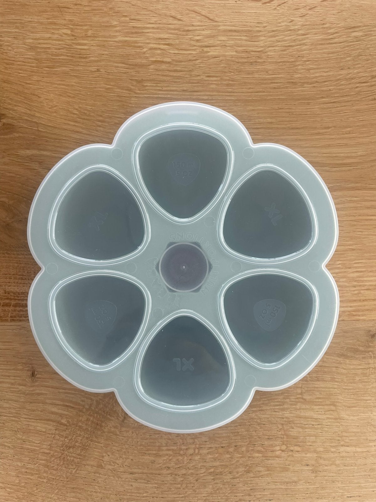 Béaba siliconen multiporties XL 6 x 150 ml, Kinderen en Baby's, Ophalen, Zo goed als nieuw, BPA-vrij, Bewaarbakje