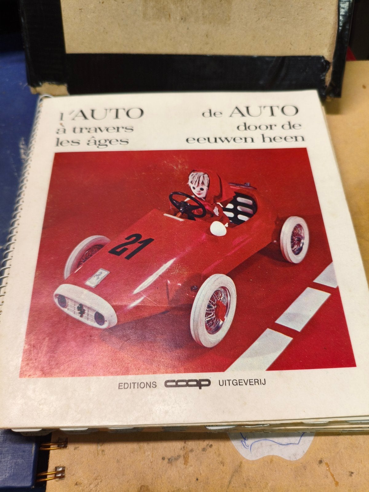de auto door de eeuwen heen, Hobby & Loisirs créatifs, Modélisme | Voitures & Véhicules, Enlèvement ou Envoi, Voiture