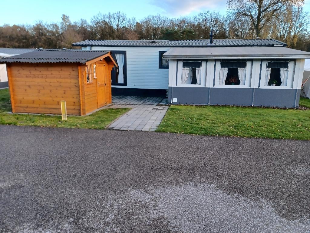 CHALET OP DE CAMPING DE BINNEN VAART TE HOUTHALEN, Jusqu'à 2