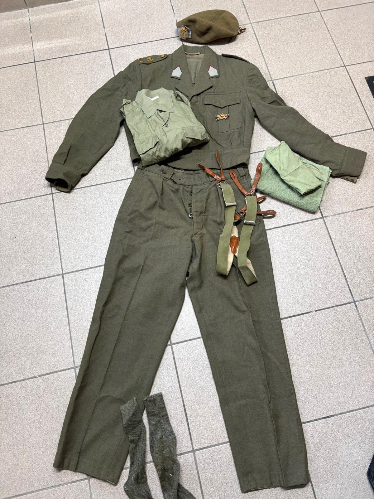 Origineel Belgisch leger ABL '63-'64 complete set, Verzamelen, Militaria | Algemeen, Ophalen