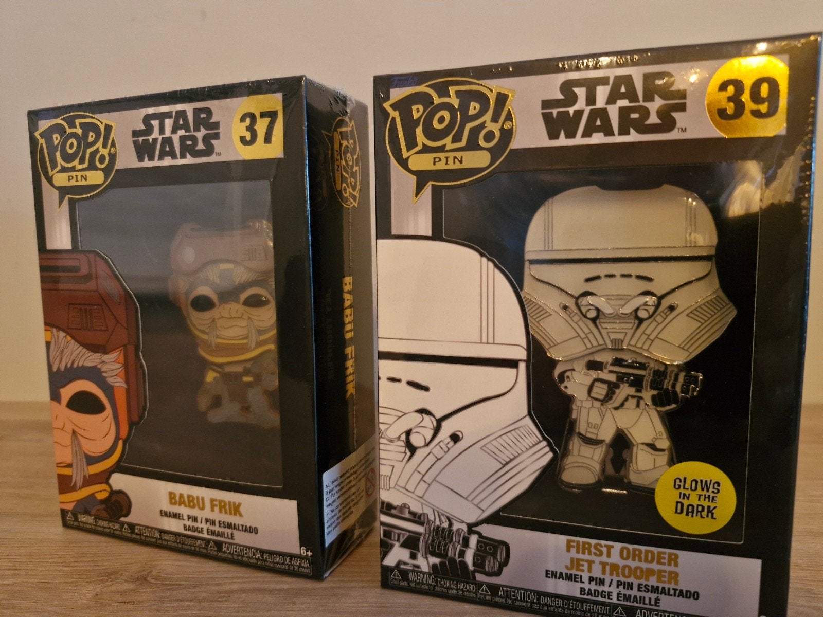 2x Funko Pop PIN Star Wars Disney , Babu Frik , Jet Trooper, Ophalen of Verzenden, Nieuw, Overige typen