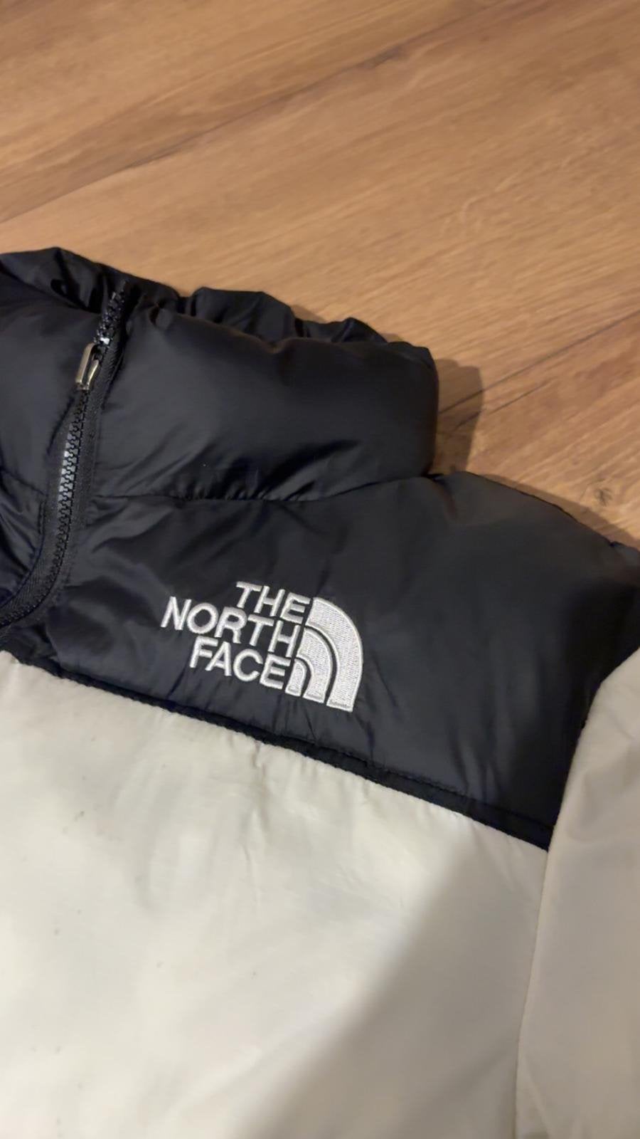 Veste d'hiver North Face noire et blanche, Vêtements | Hommes, Enlèvement ou Envoi, Comme neuf, Taille 48/50 (M), Blanc