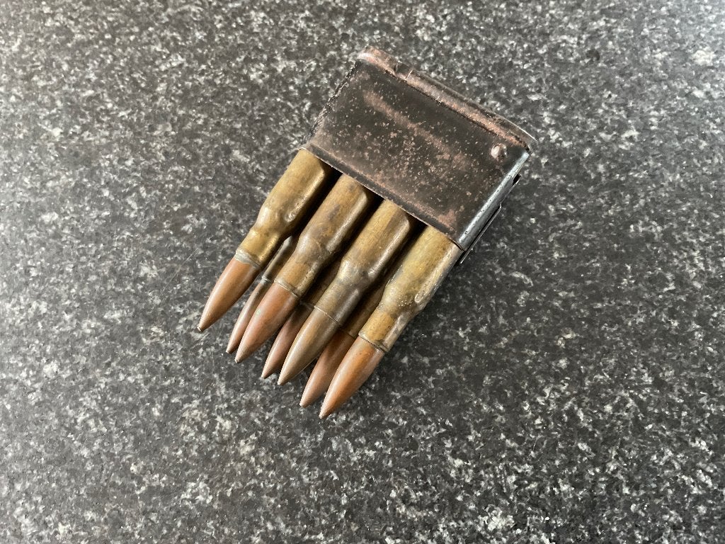 M1 garand clip met 7 patronen onklaar, Verzenden, Landmacht, Hulzen of Bodemvondsten