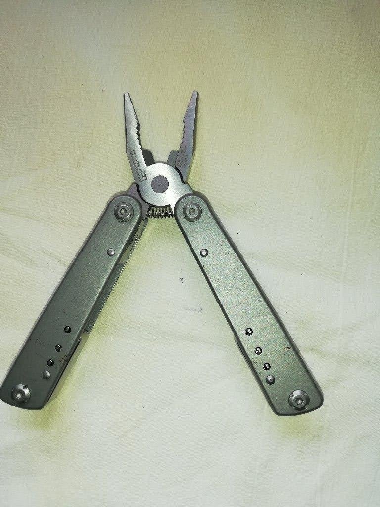 Mes multitool, Ophalen, Nieuw