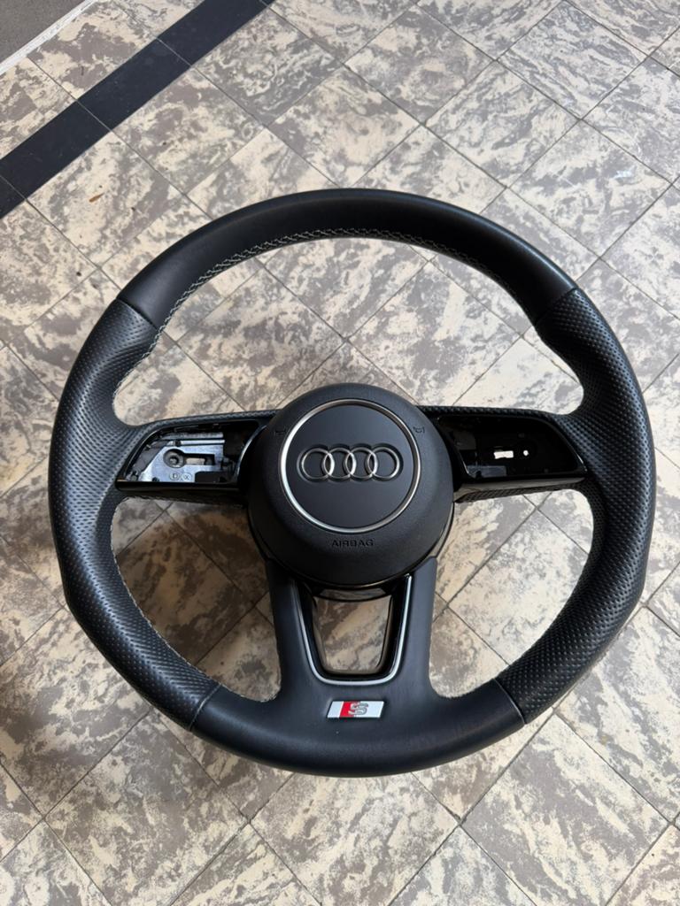 Audi a3 8y rond sline stuurwiel te koop, Autos : Pièces & Accessoires, Enlèvement, Audi