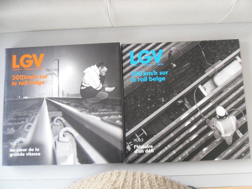 Ligne à grande vitesse - 300 km/h sur le rail belge, Livres, Transport, Enlèvement ou Envoi, Utilisé, Train