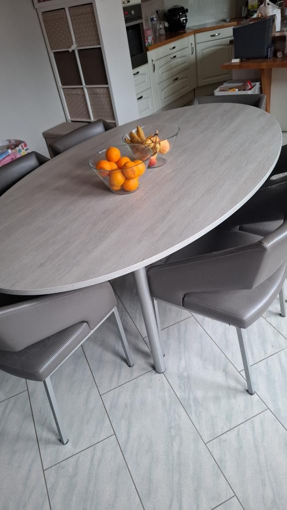 Tanle + 6 chaises, Gris, Enlèvement, Bois, Moderne