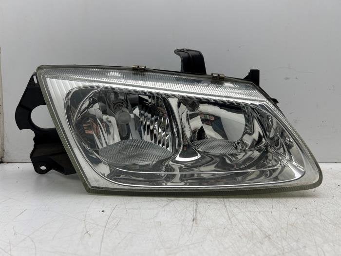 Koplamp rechts van een Nissan Almera, Auto-onderdelen, Verlichting, Gebruikt, -, -, Ophalen of Verzenden