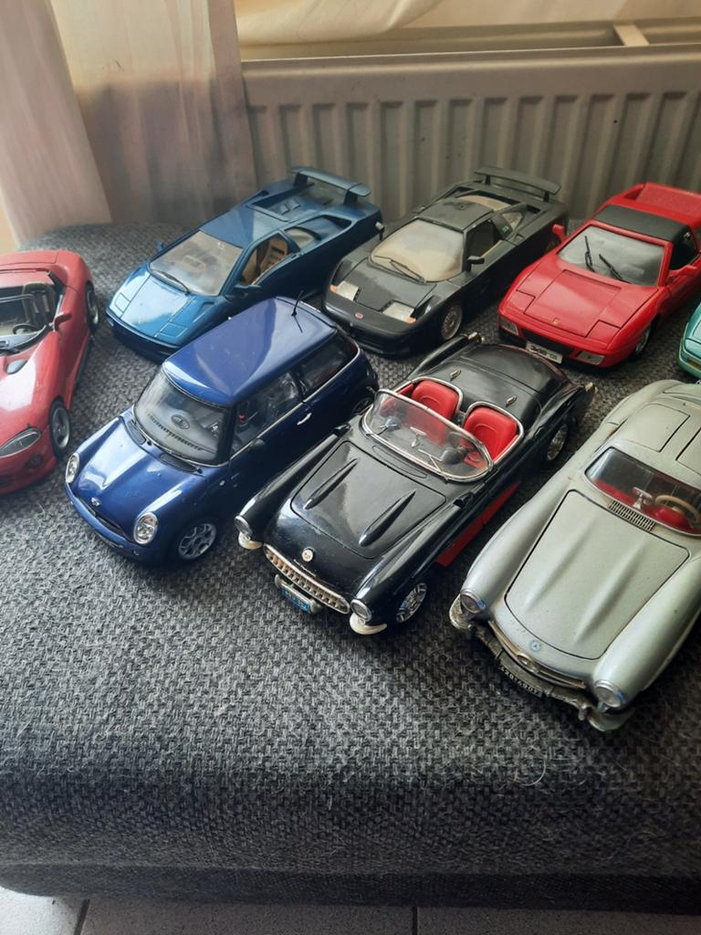 Lot schaalmodellen 1/18 auto's, Hobby en Vrije tijd, Ophalen, Auto