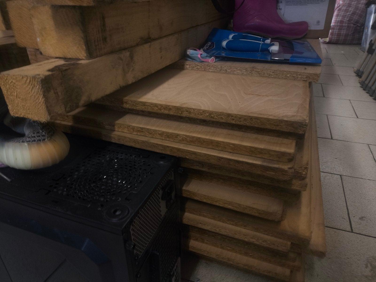 Houtenplaten, stevig 2.5 meter* 1.2 of 1.3.  stuk of 27., Doe-het-zelf en Bouw, Hout en Planken, Ophalen