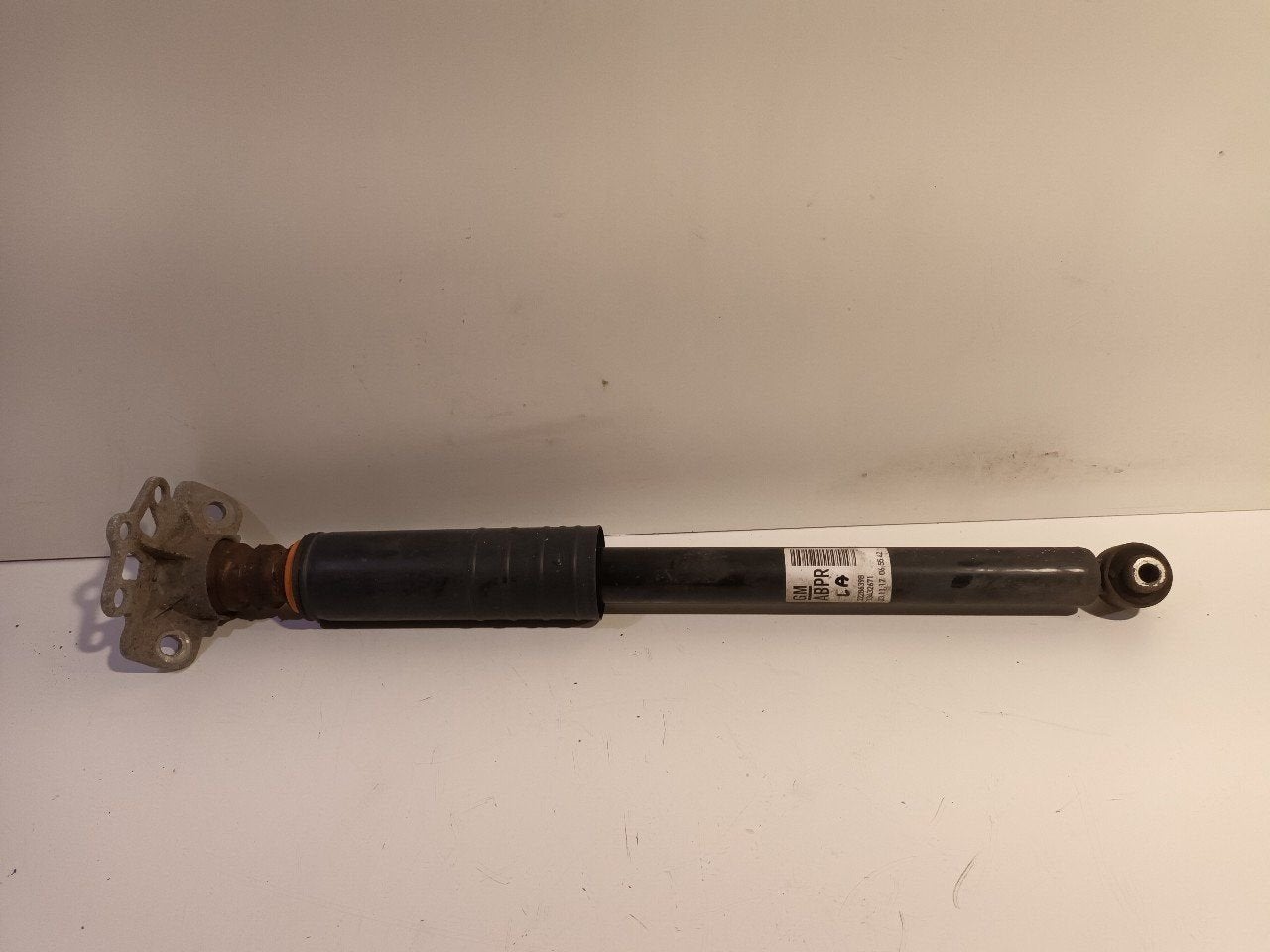 Schokbreker links achter Opel Corsa, Onderdelen@venauto.nl, Van der Ven Autorecycling B.V., Ettenseweg 76, 4706 PB Roosendaal, The Netherlands