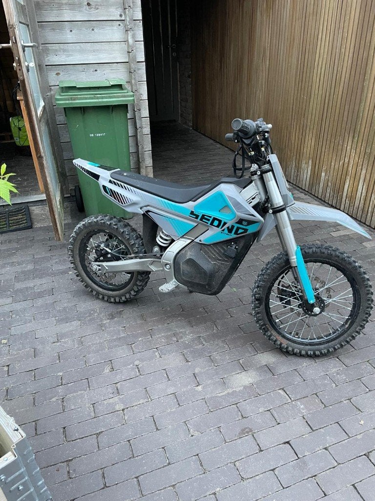 Kinder cross motor electrisch, Ophalen, Gebruikt, 3 versnellingen, Overige merken