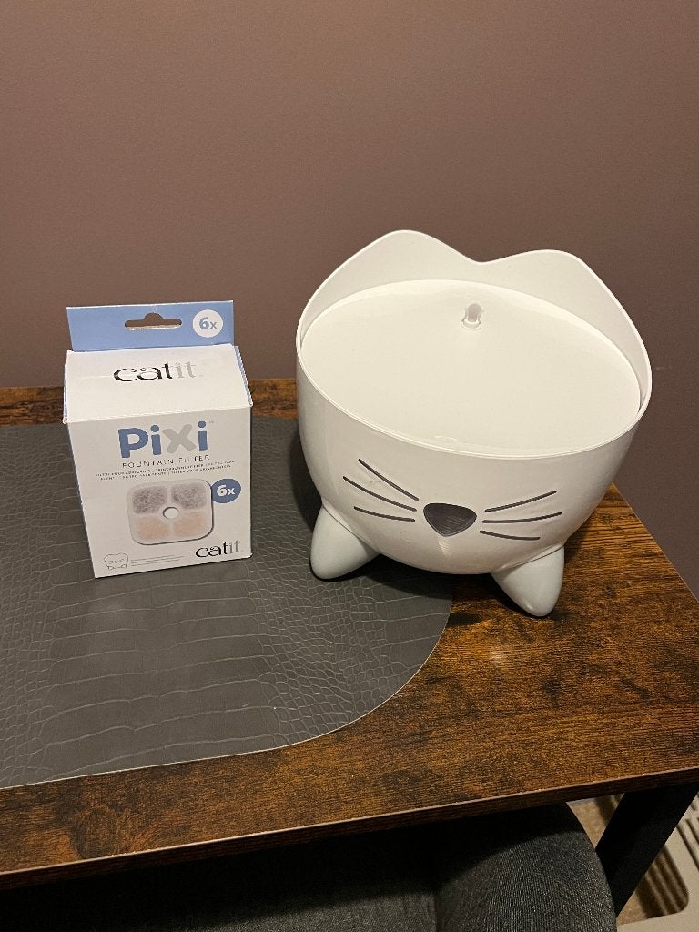 Catit Pixi drinkfontein katten + filters, Dieren en Toebehoren, Kattenvoerbakken en Drinkbakken, Ophalen, Gebruikt