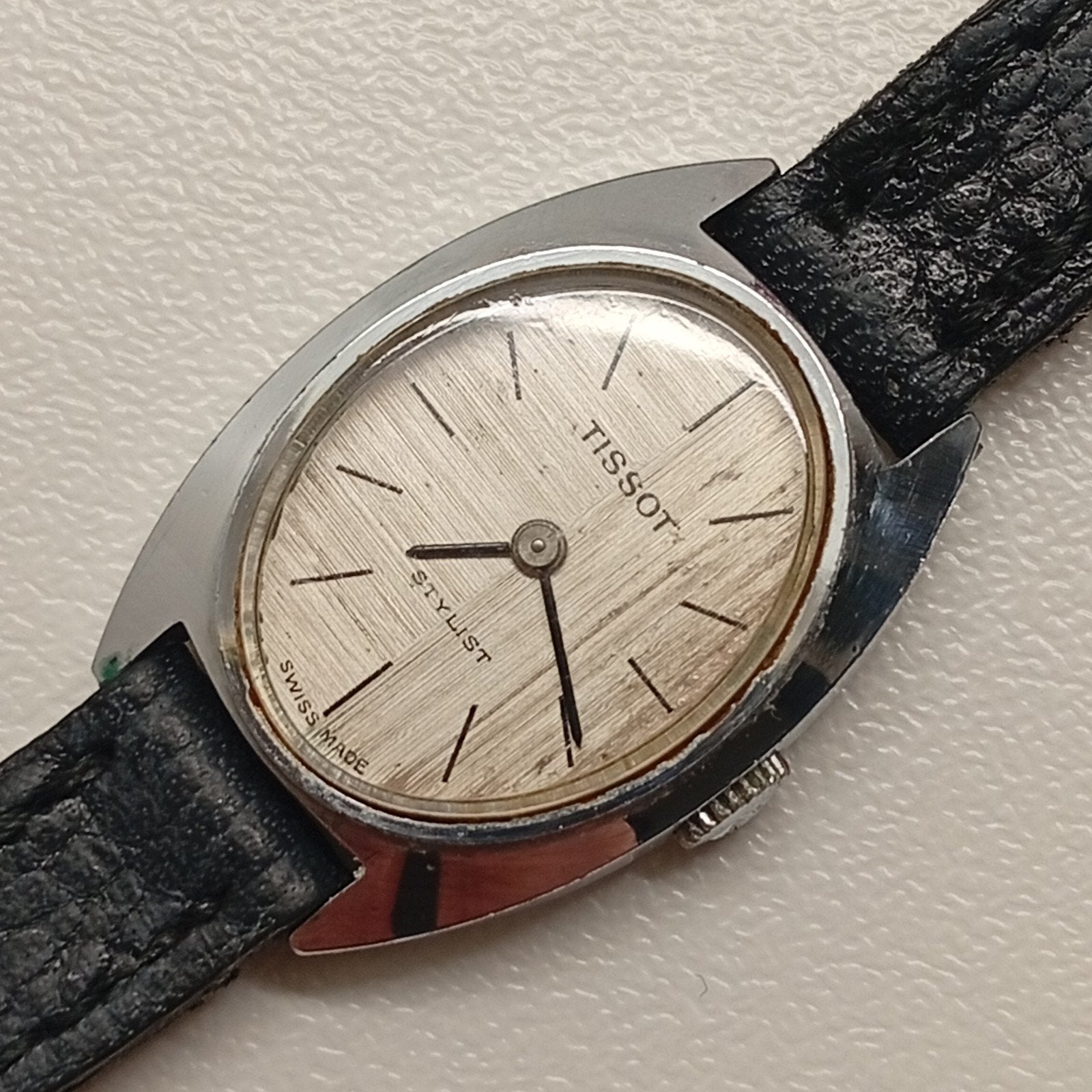 Montre vintage pour femme | Tissot Stylist, Montre-bracelet, Enlèvement ou Envoi, Cuir, Acier