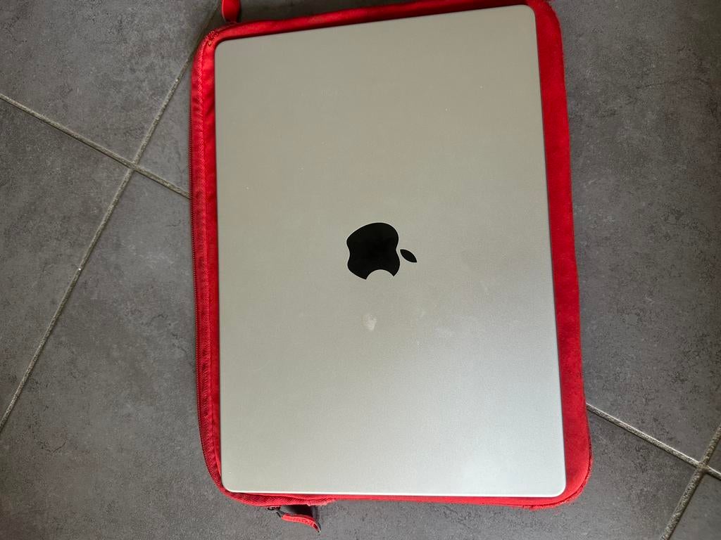 MacBook Pro, Enlèvement, Comme neuf