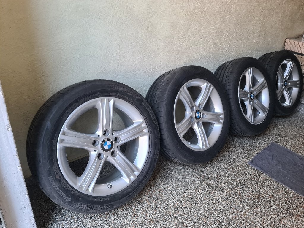 Jantes Bmw avec pneus comme neuf+TPMS 17p., Autos : Pièces & Accessoires, Véhicule de tourisme, Pneus été, 17 pouces, Enlèvement