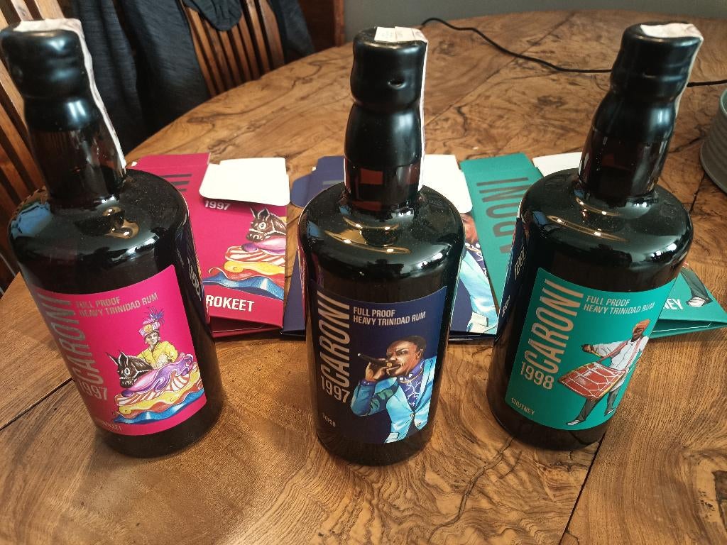 Caroni Rum - Musique ! Séries : Chutney, Rapso, Burrokeet, Collections, Vins, Neuf, Enlèvement ou Envoi, Pleine, Autres types