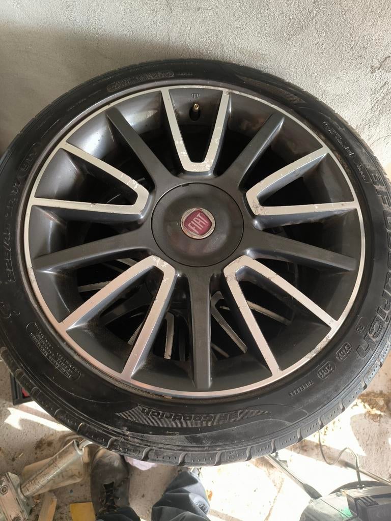 Jantes fiat, Pneu(s)