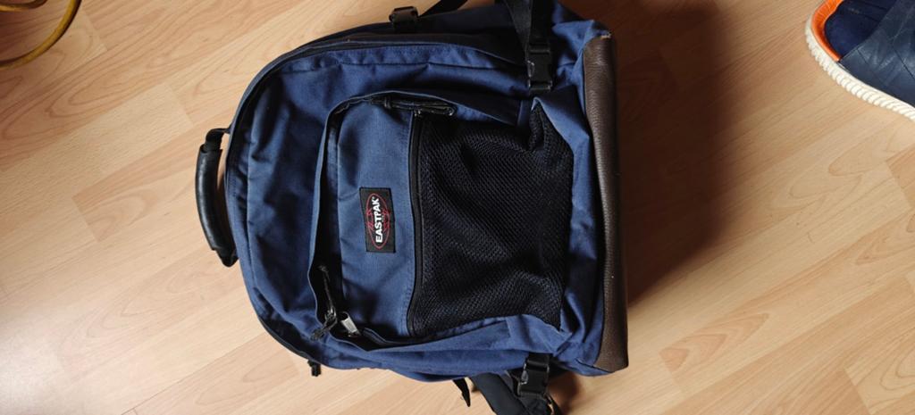 Sac à dos Eastpack 24L, 25 à 40 cm, Comme neuf, Eastpak, 30 à 45 cm