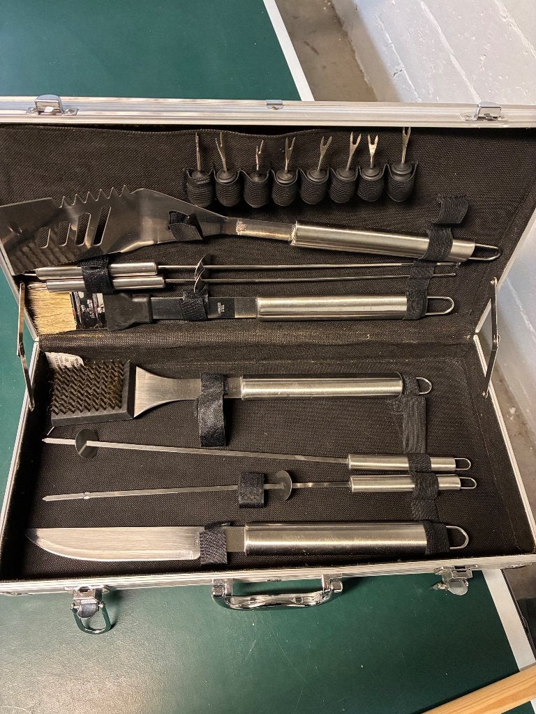 Barbecueset koffer, Tuin en Terras, Ophalen, Zo goed als nieuw, Overige merken