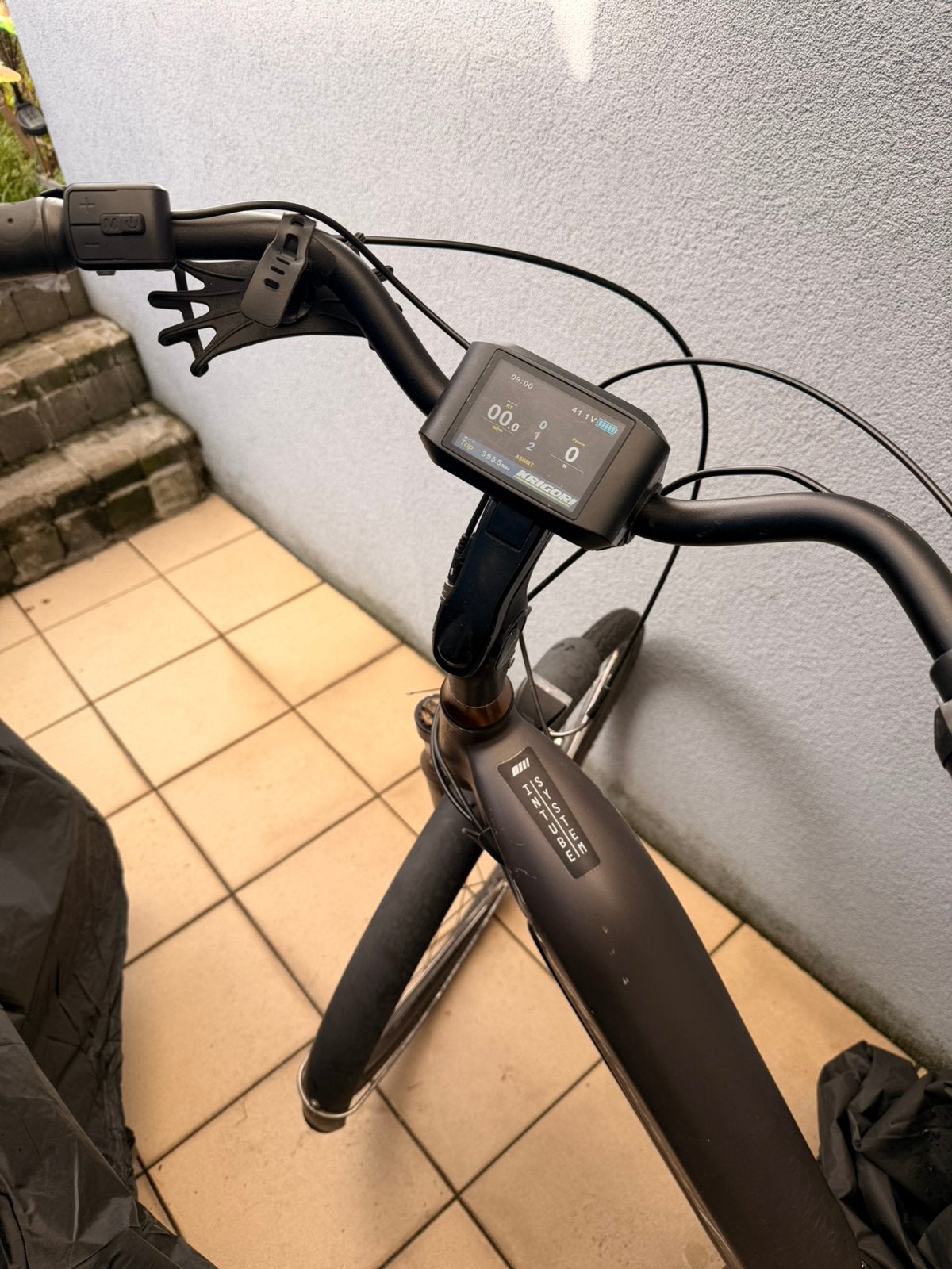 Mooie elektrische fiets met NIEUWE ACCU (intube), Gebruikt, 51 tot 55 cm, 50 km per accu of meer, Ophalen