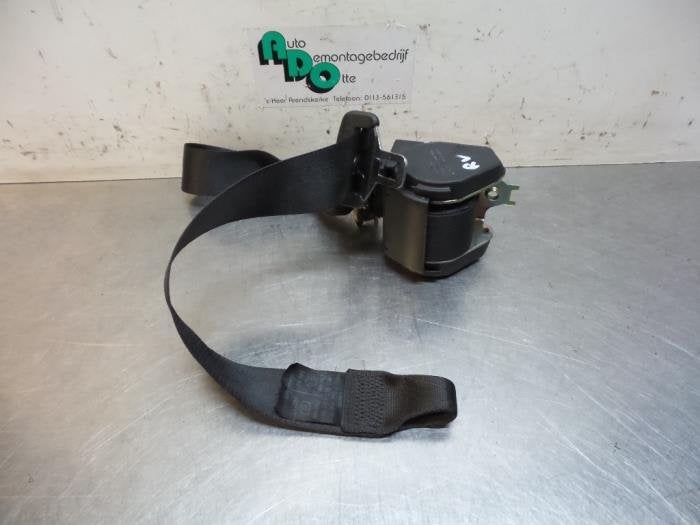 Ceinture de sécurité avant droite d'un BMW 3-Serie (3-Seri, -, Utilisé, -, Enlèvement ou Envoi