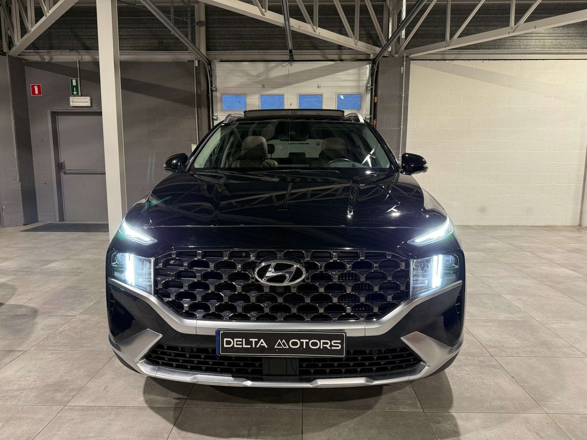 Hyundai SANTA FE SANTA FE 1.6 HEV 4WD Signature, Auto's, Automaat, Santa Fe, Euro 6, 7 zetels