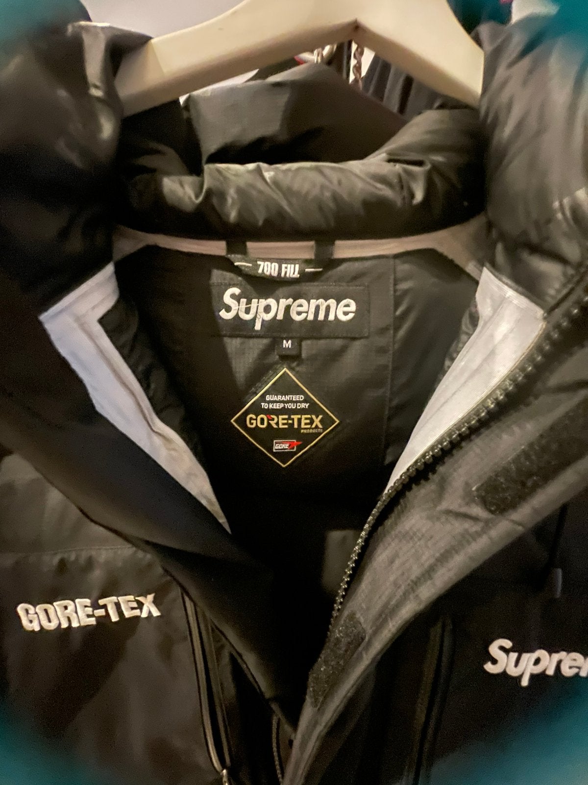 Manteau rembourré Suprime GORE-TEX 700 (FW19), Enlèvement, Comme neuf, Taille 48/50 (M), Noir
