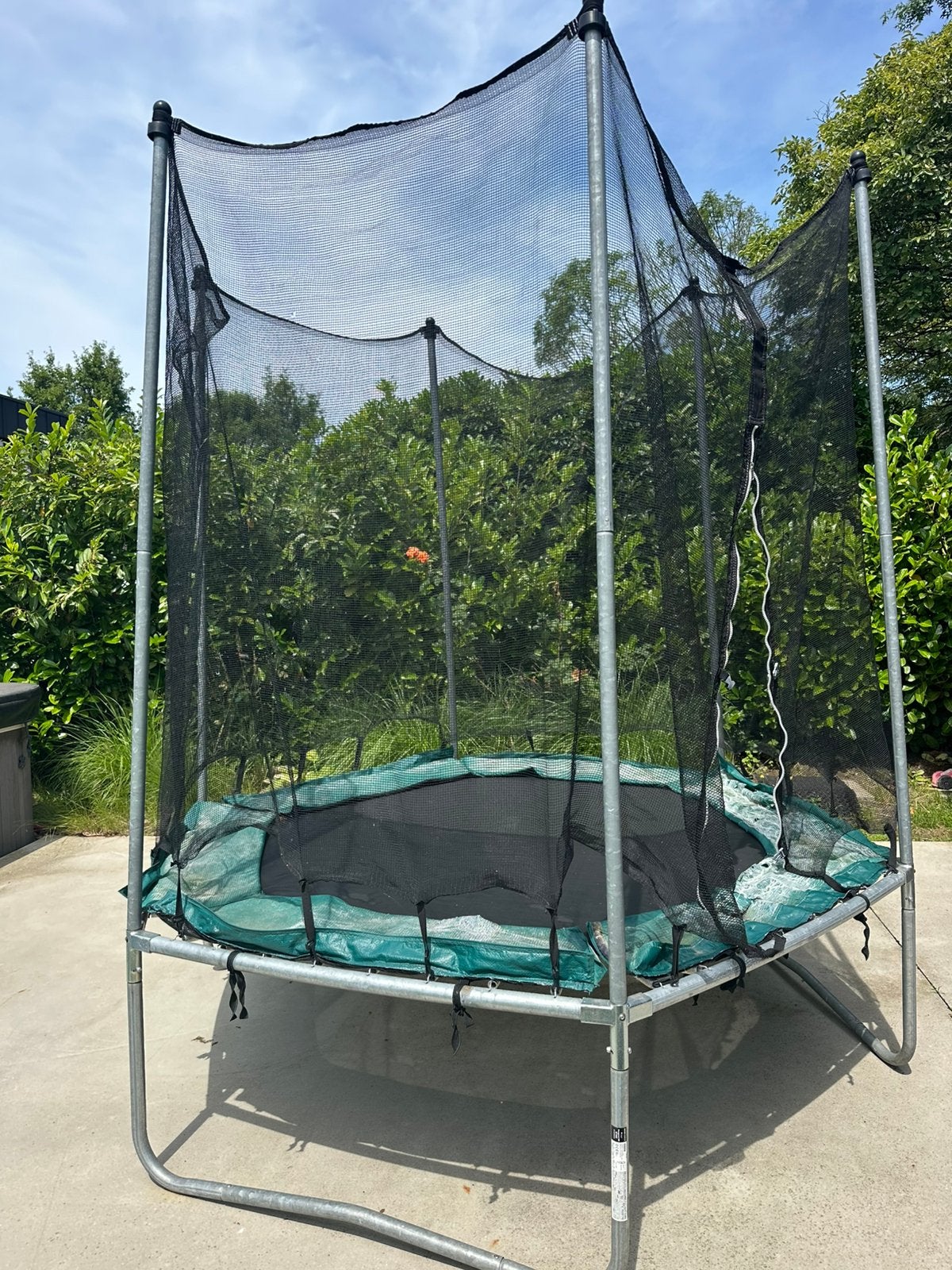 Trampoline hexagon 240 decathlon, Kinderen en Baby's, Speelgoed | Buiten | Trampolines, Ophalen, Zo goed als nieuw