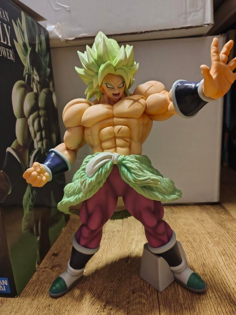 Dragon ball z Broly Statue, Enlèvement