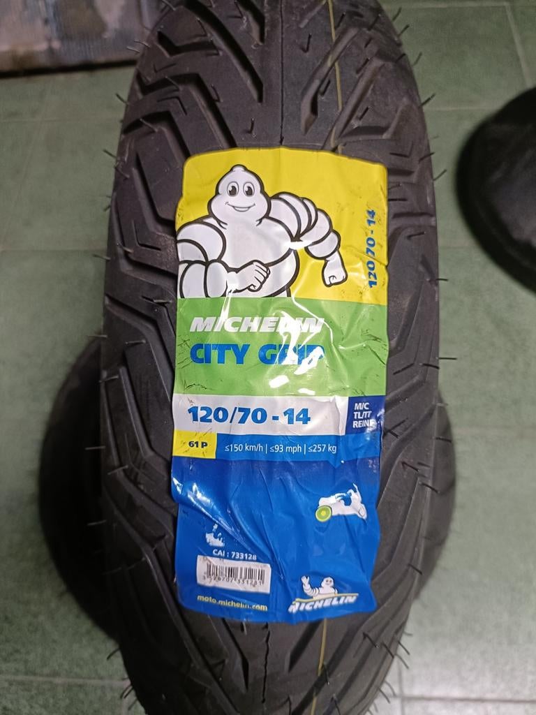 Pneu Michelin City Grip arrière, Enlèvement