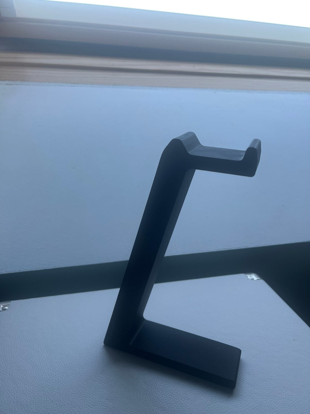 Zwarte 3D-geprinte headset standaard, Ophalen of Verzenden, Gaming headset, Zo goed als nieuw