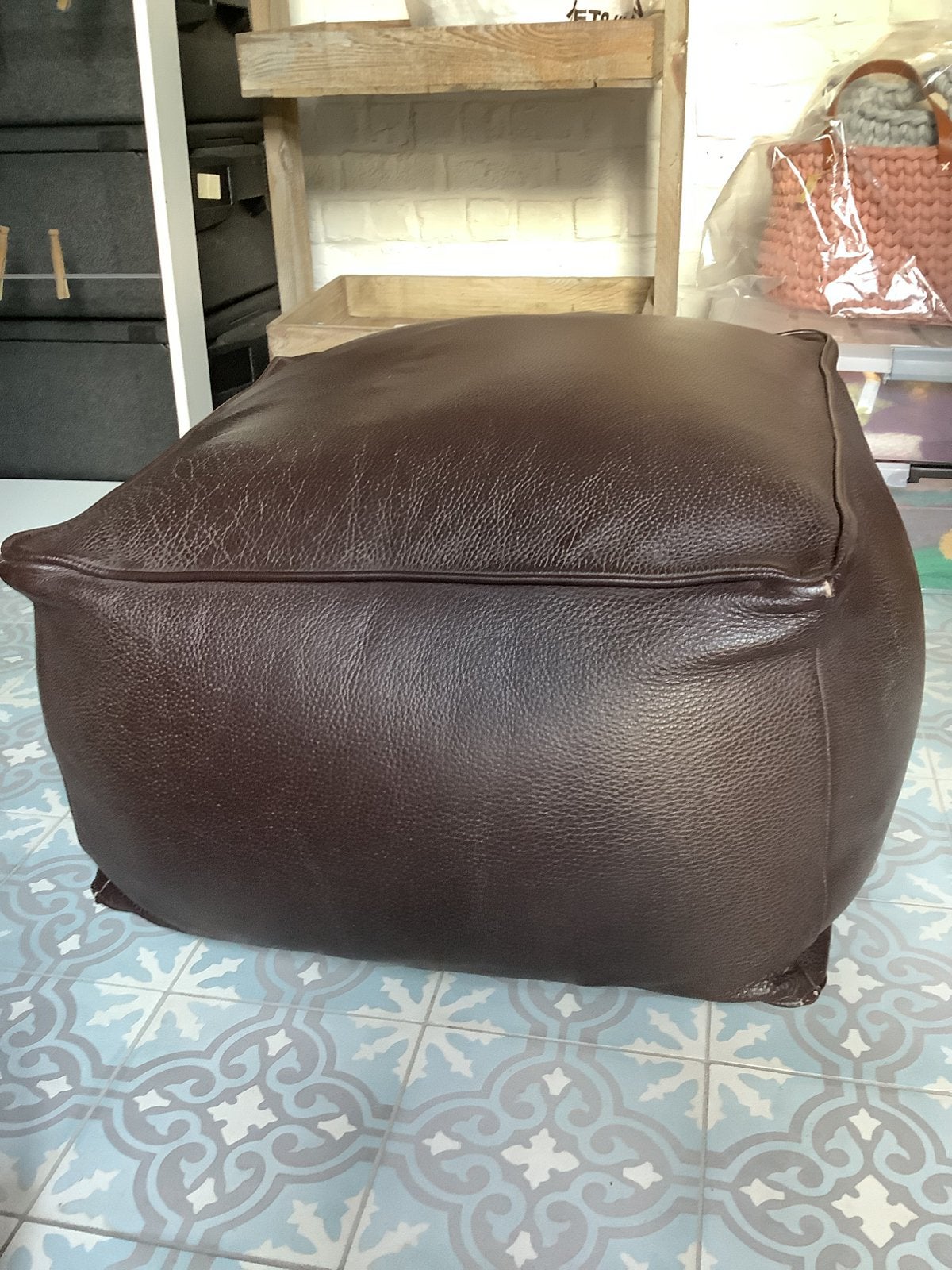 Poef leder, Ophalen, Gebruikt, Vierkant, Leer
