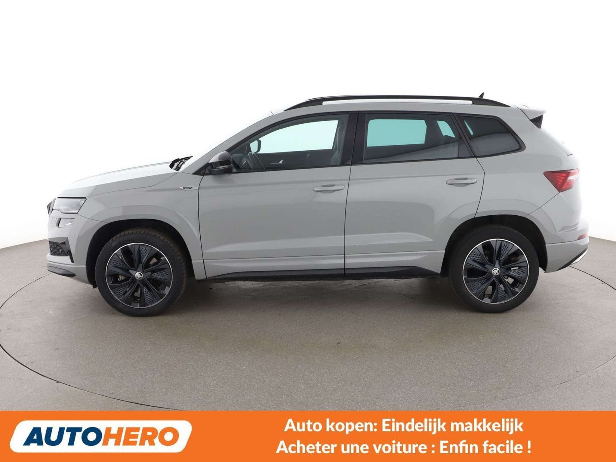 Skoda Karoq 1.5 TSI ACT SportLine (bj 2023, automaat), Auto's, Alcantara, Karoq, 5 zetels, 5 deurs