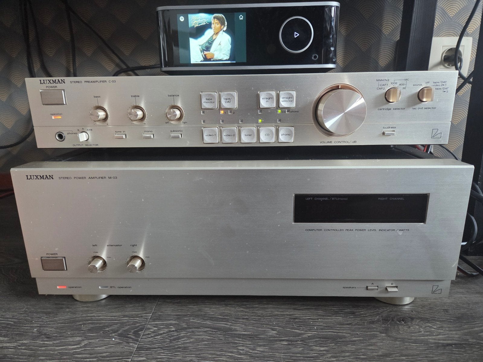 Kit de préampli et amplificateur de puissance Luxman C-03 et, TV, Hi-fi & Vidéo, Enlèvement ou Envoi, Utilisé, 120 watts ou plus