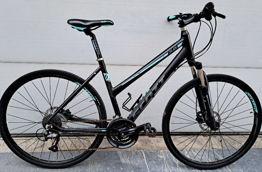 SCOTT SUB CROSS bon état prix330€048981/3734, Vélos & Vélomoteurs, 26 pouces ou plus, Frein à main, Scott sub cross 28pouces, Enlèvement