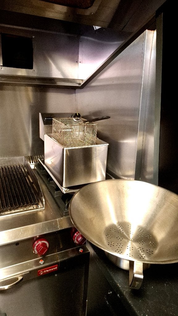Foodtruck Tout Equiper (hamburgers/Frites) A Vendre, Enlèvement, Snacks