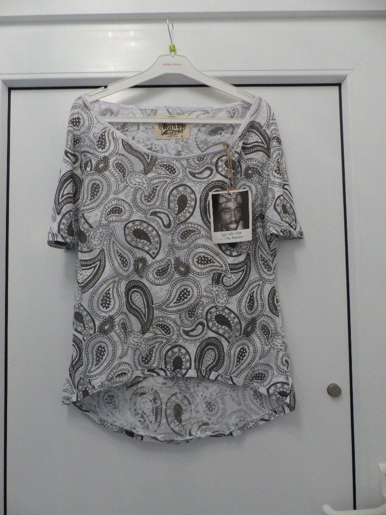 Porté par une chemise ample - taille XS, Manches courtes, Gris, Enlèvement ou Envoi, Comme neuf