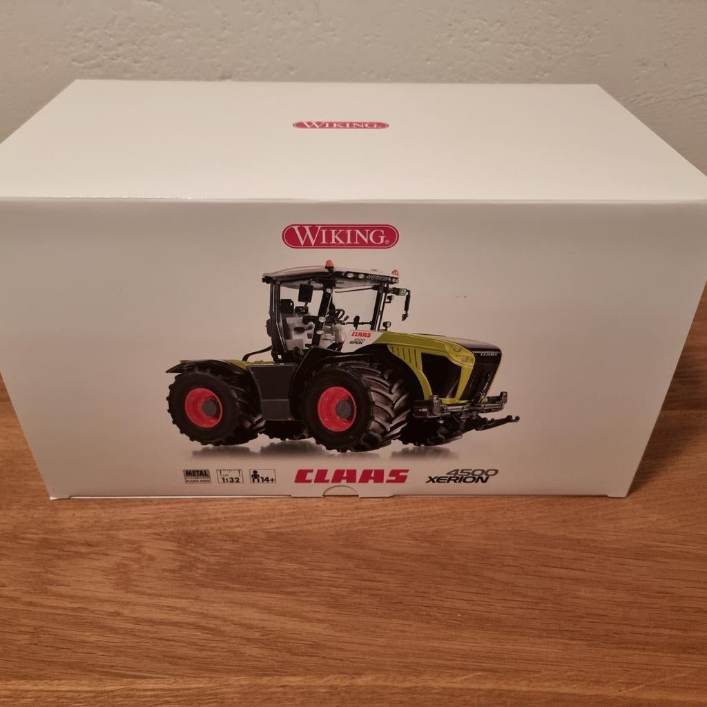 Claas Xerion 4500 Wiking, Hobby & Loisirs créatifs, Voitures miniatures | 1:32, Enlèvement ou Envoi, Neuf, Tracteur et Agriculture
