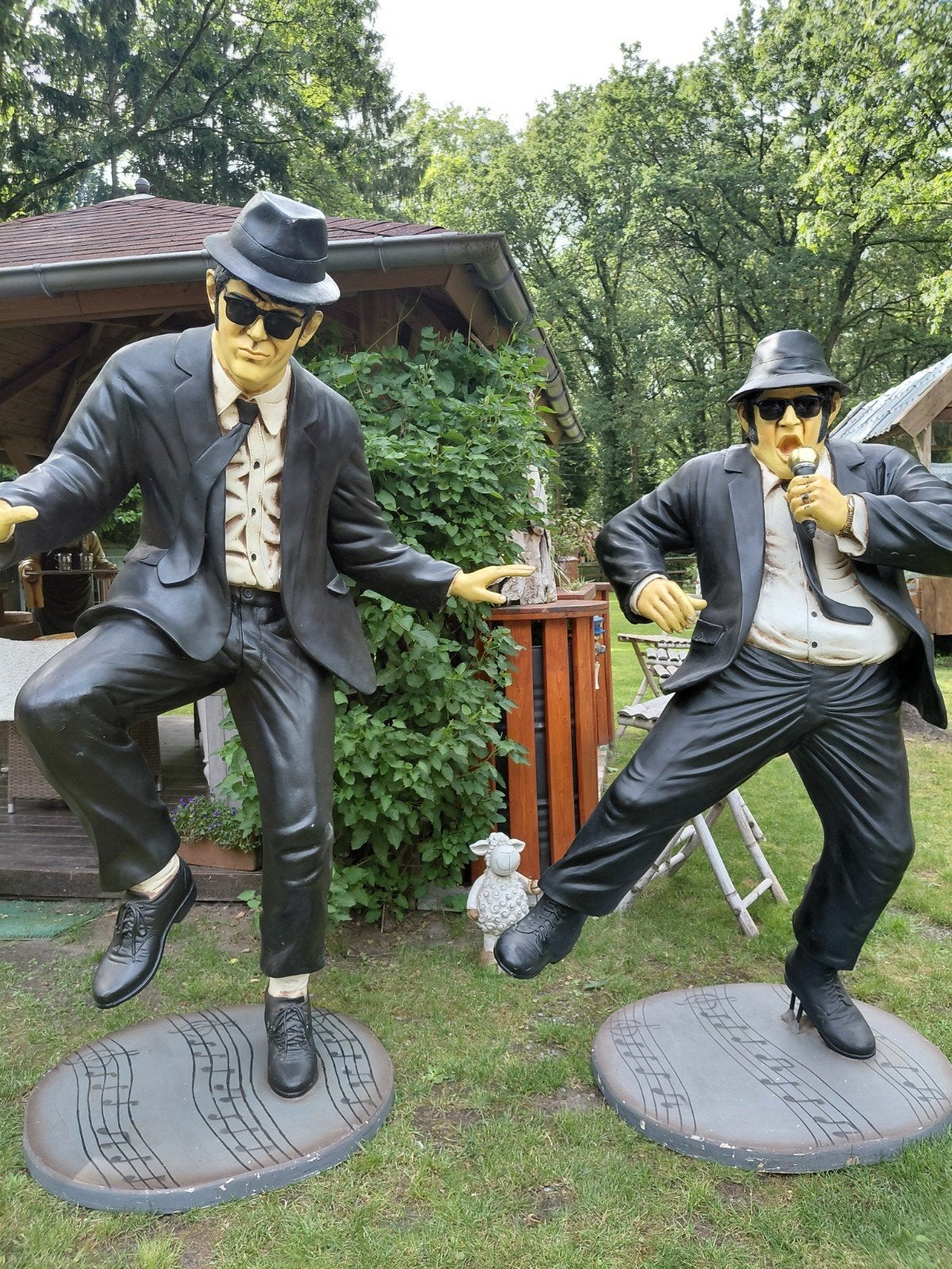 Bleus Brothers, Ophalen