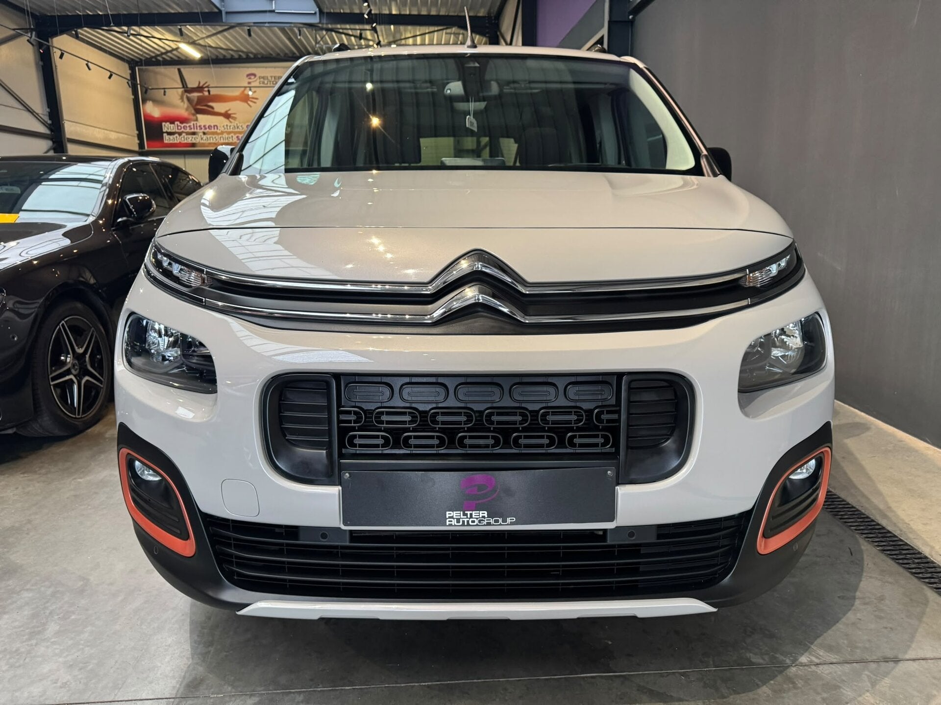 Citroen Berlingo 1.5 BlueHDi XTR GPS Camera Pano Dak, Autos, 0 kg, Euro 6, Entreprise, Ordinateur de bord