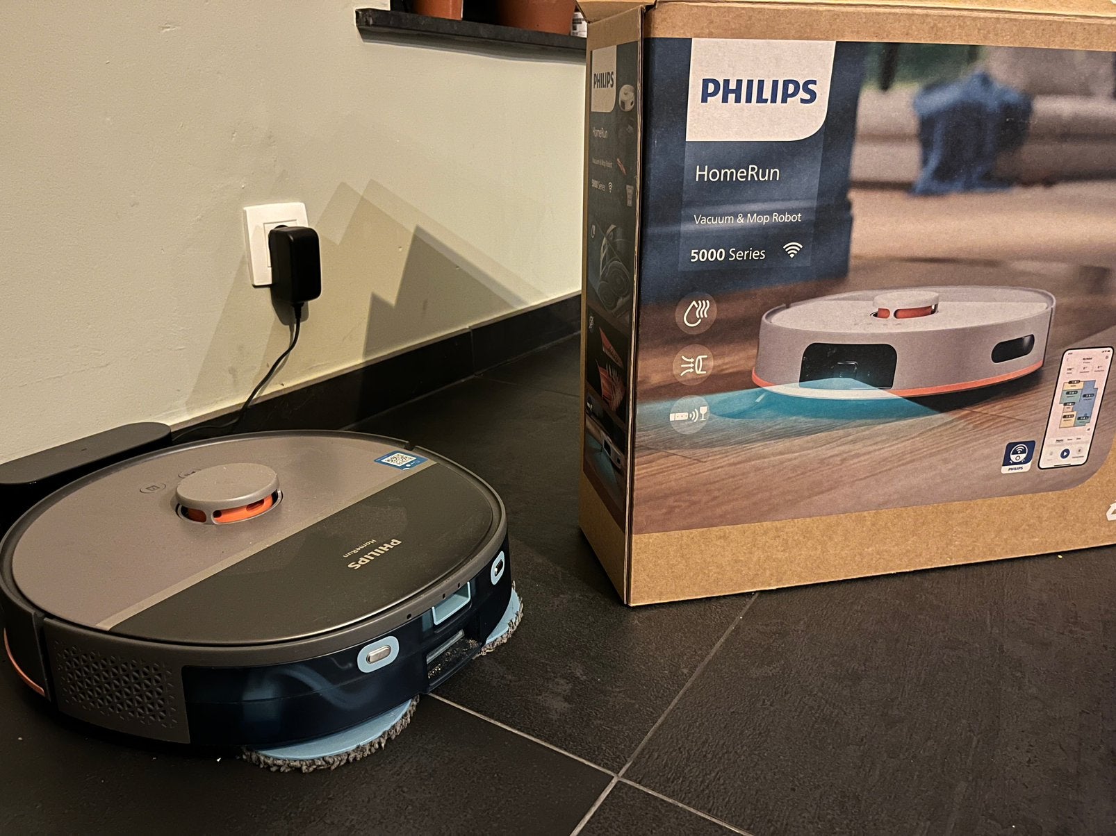 Philips HomeRun 5000 series vacuum & mop robot, Ophalen of Verzenden, Zo goed als nieuw