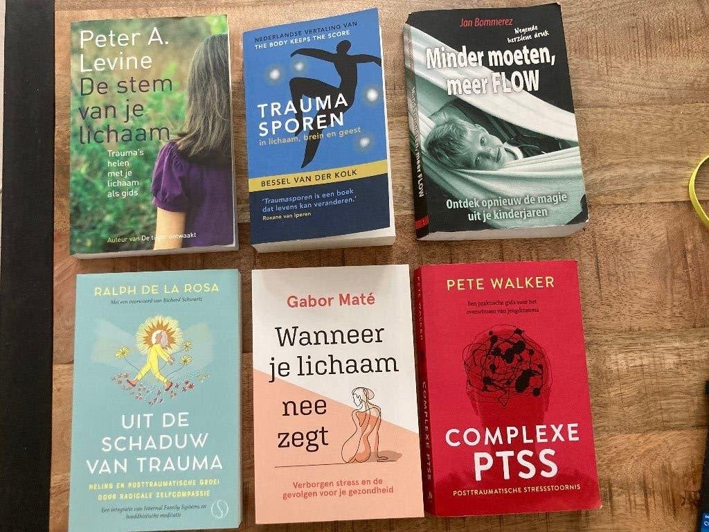 boeken - opruimactie - thema zelfhulp en trauma, Ophalen, Zo goed als nieuw, Verschillende auteurs, België