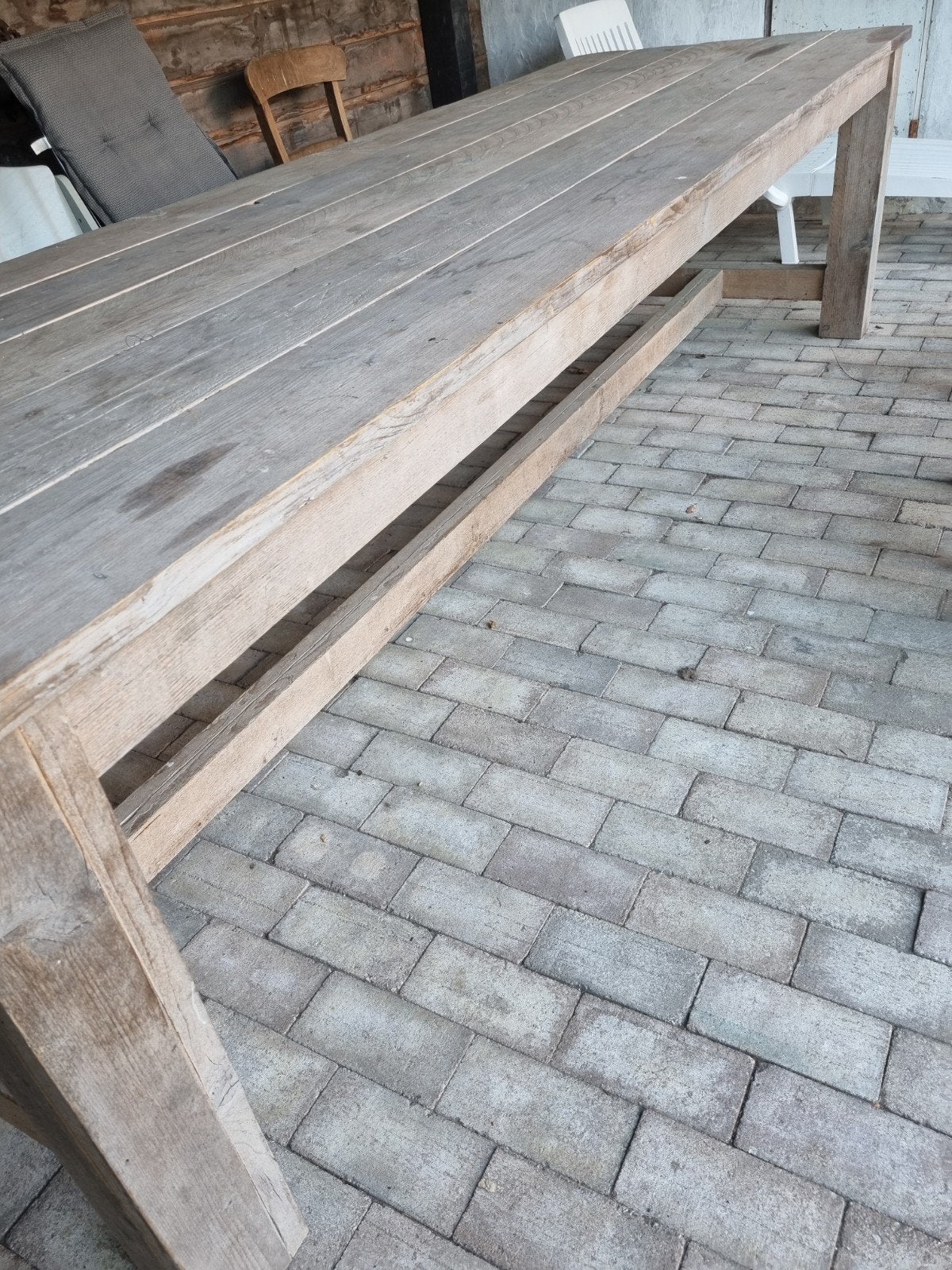 Zware buiten tafel  gezellig  samen met de fam zitten !, Tuin en Terras, Ophalen